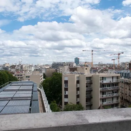 Spacious Apt With View On The Eiffel Tower Apartment