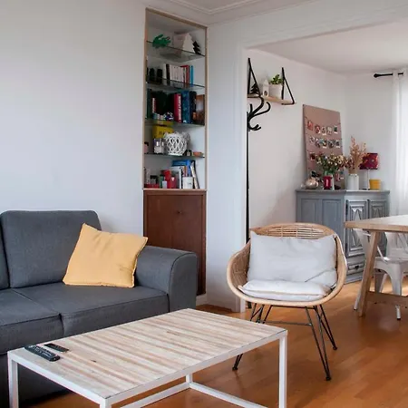 Spacious Apt With View On The Eiffel Tower * Paris